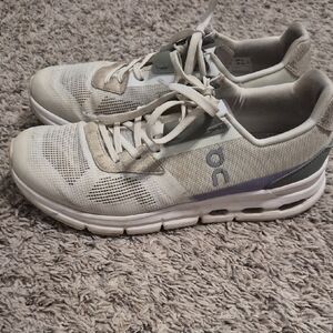 On Cloud Running Athletic Shoes